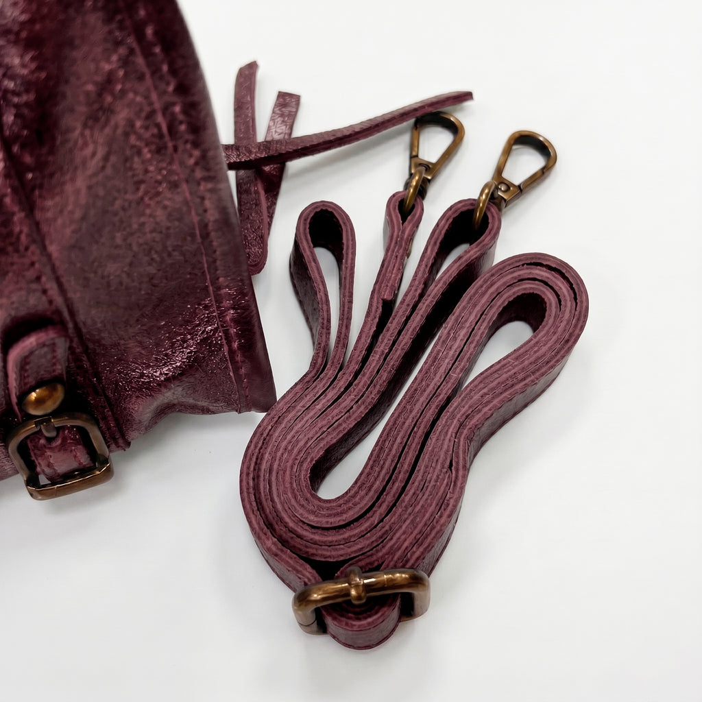 STELA - Bolso metalizado de piel BURDEOS